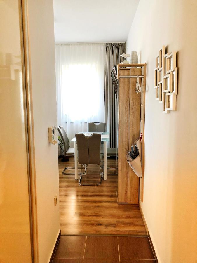 Boro Apartman ทิสซาฟือแรด ภายนอก รูปภาพ