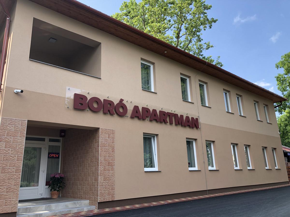 Boro Apartman ทิสซาฟือแรด ภายนอก รูปภาพ