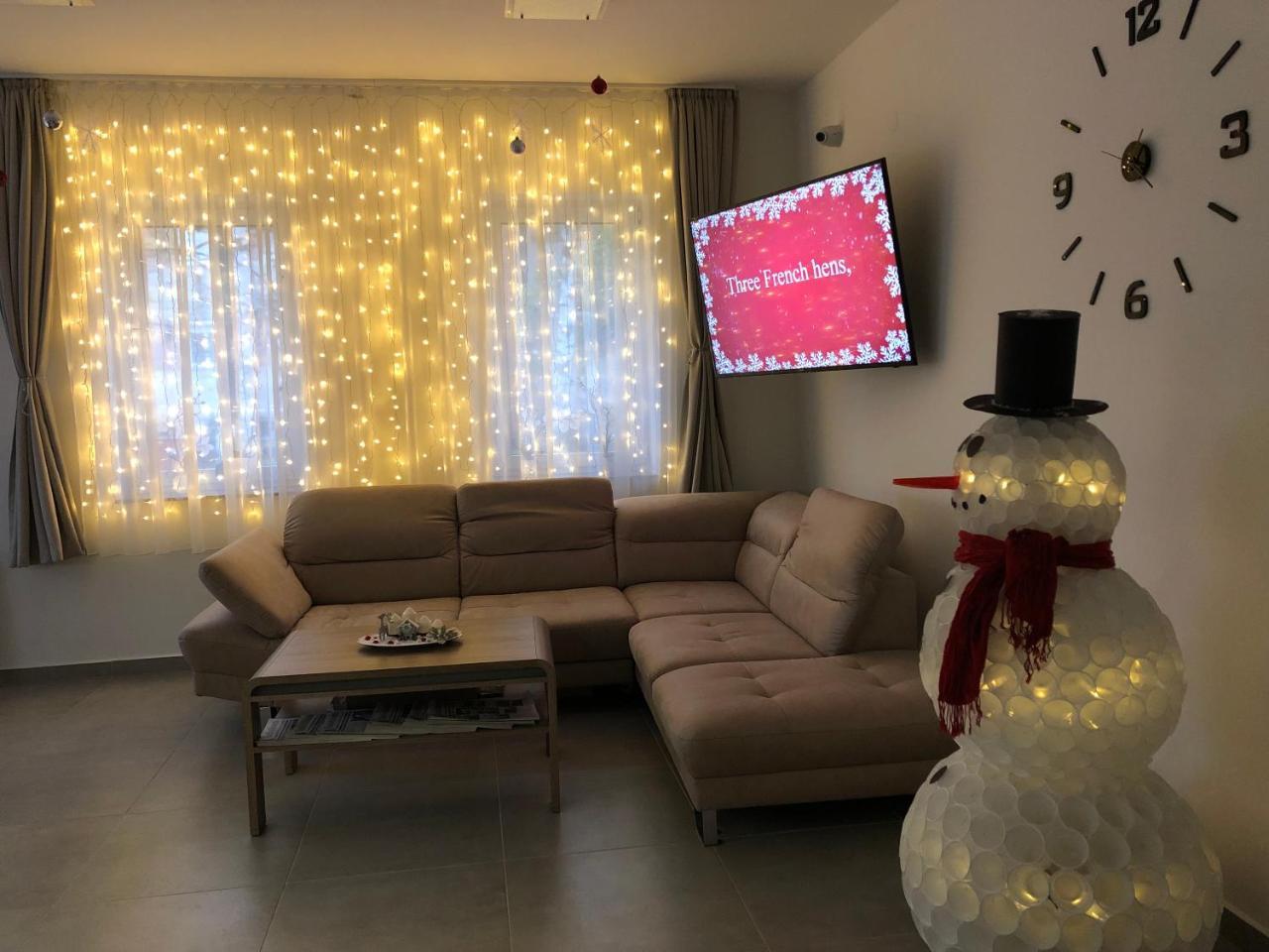 Boro Apartman ทิสซาฟือแรด ภายนอก รูปภาพ